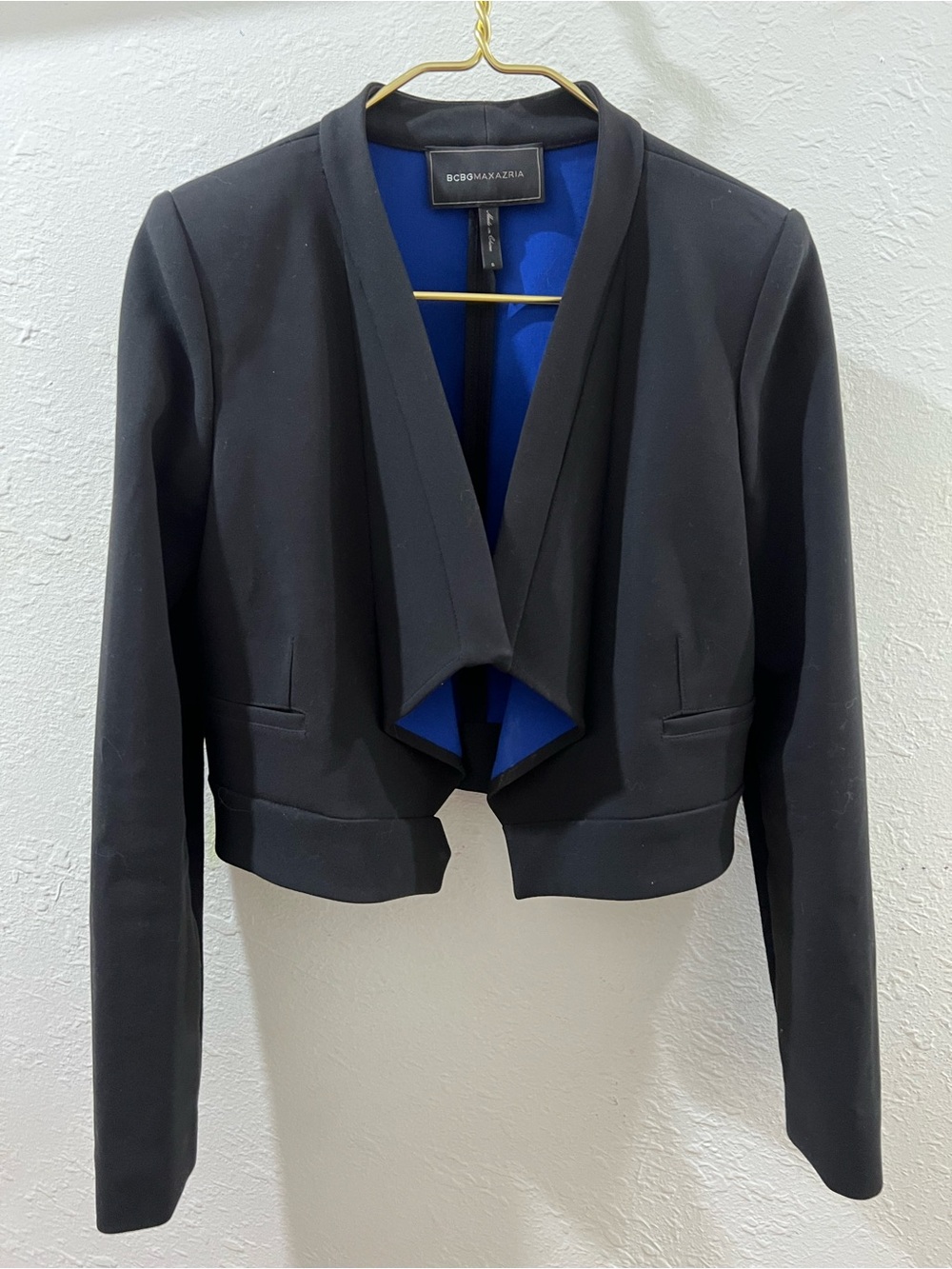 BCBGMAXAZRIA Black Cropped Open-Front Jacket